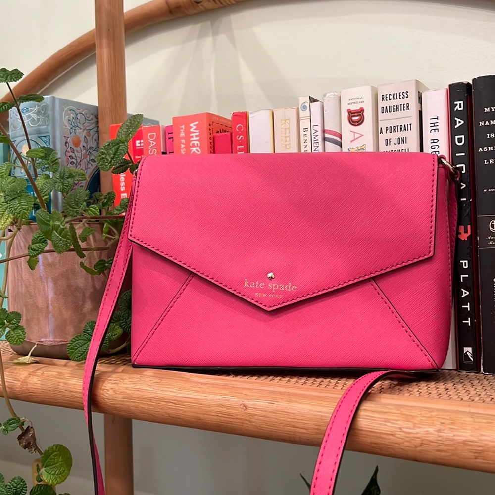Kate Spade cedar street envelope crossbody bag